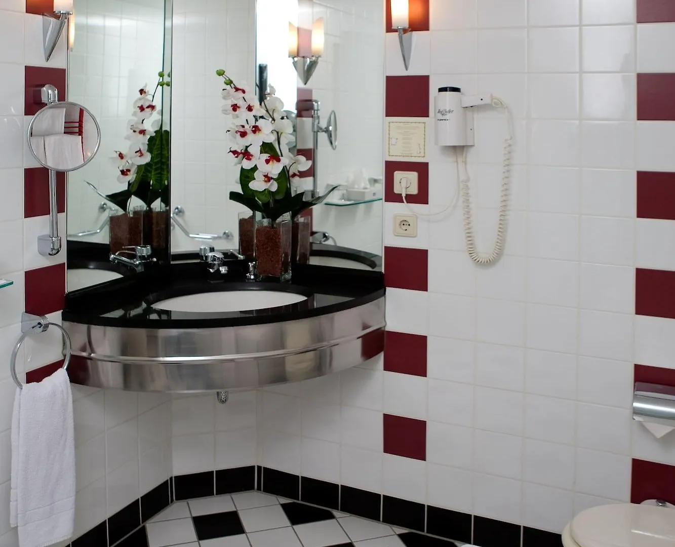 Hotel Ars Vivendi München 3*, Monaco di Baviera